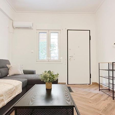 Apartamento Valtetsiou Central 50Sqm Apt In Atenas Exterior foto