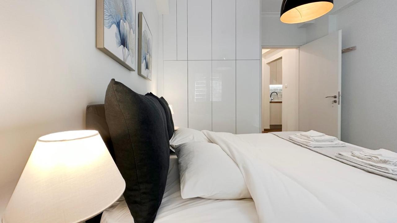 Apartamento Valtetsiou Central 50Sqm Apt In Atenas Exterior foto